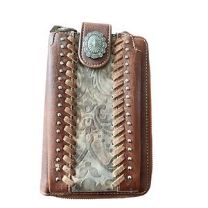 American Bling Womens Phone Wallet New Montana West Concho Leather Western